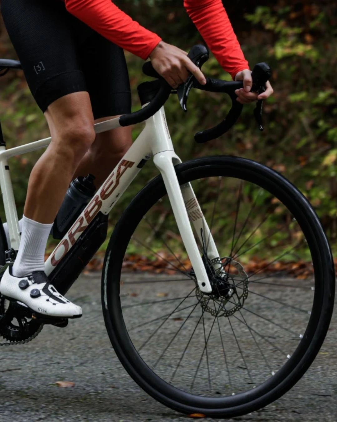 Orbea AVANT H30 Rennrad 2025 in Aktion 2